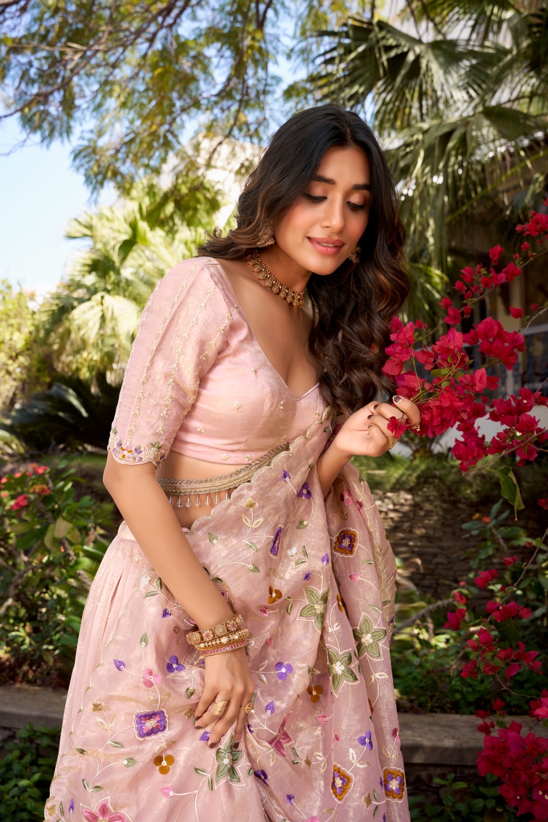 Lehenga Choli Gold Crush - Image 6