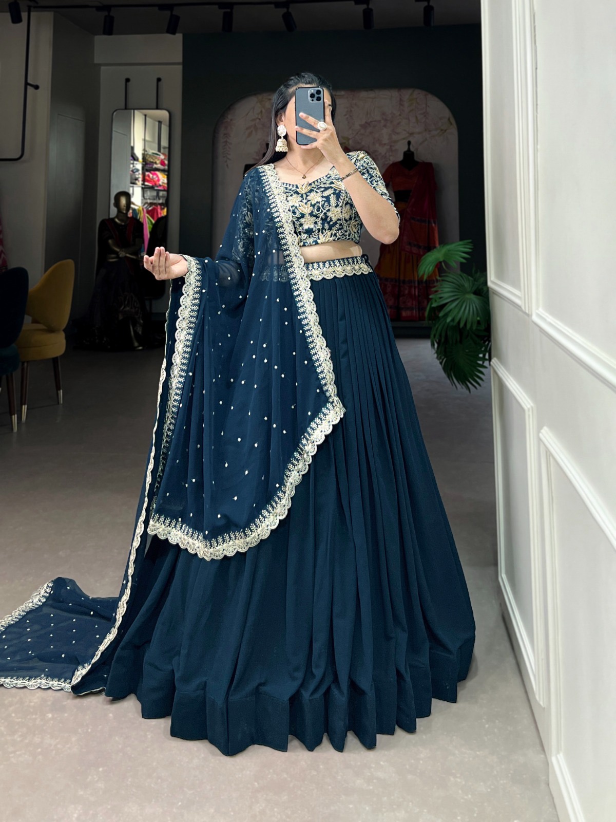 Lehenga Choli Georgette - Image 3