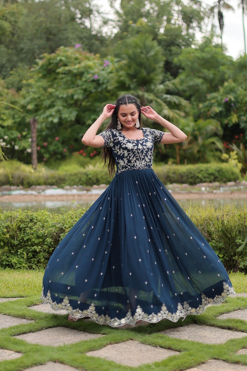 Gown Faux Blooming with Coding Sequins Embroidered Work - Image 3