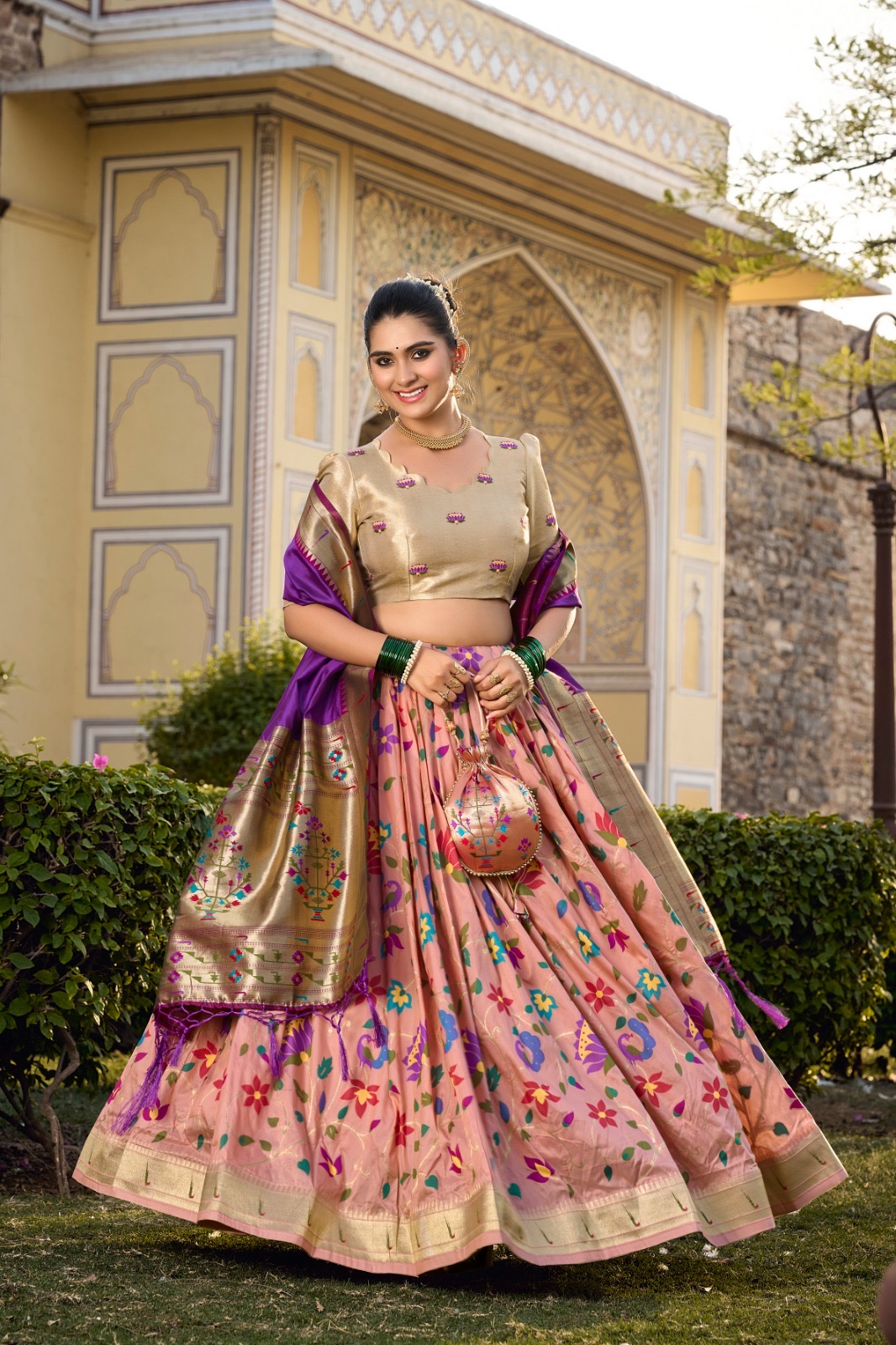 Lehenga Choli Paithani - Image 3
