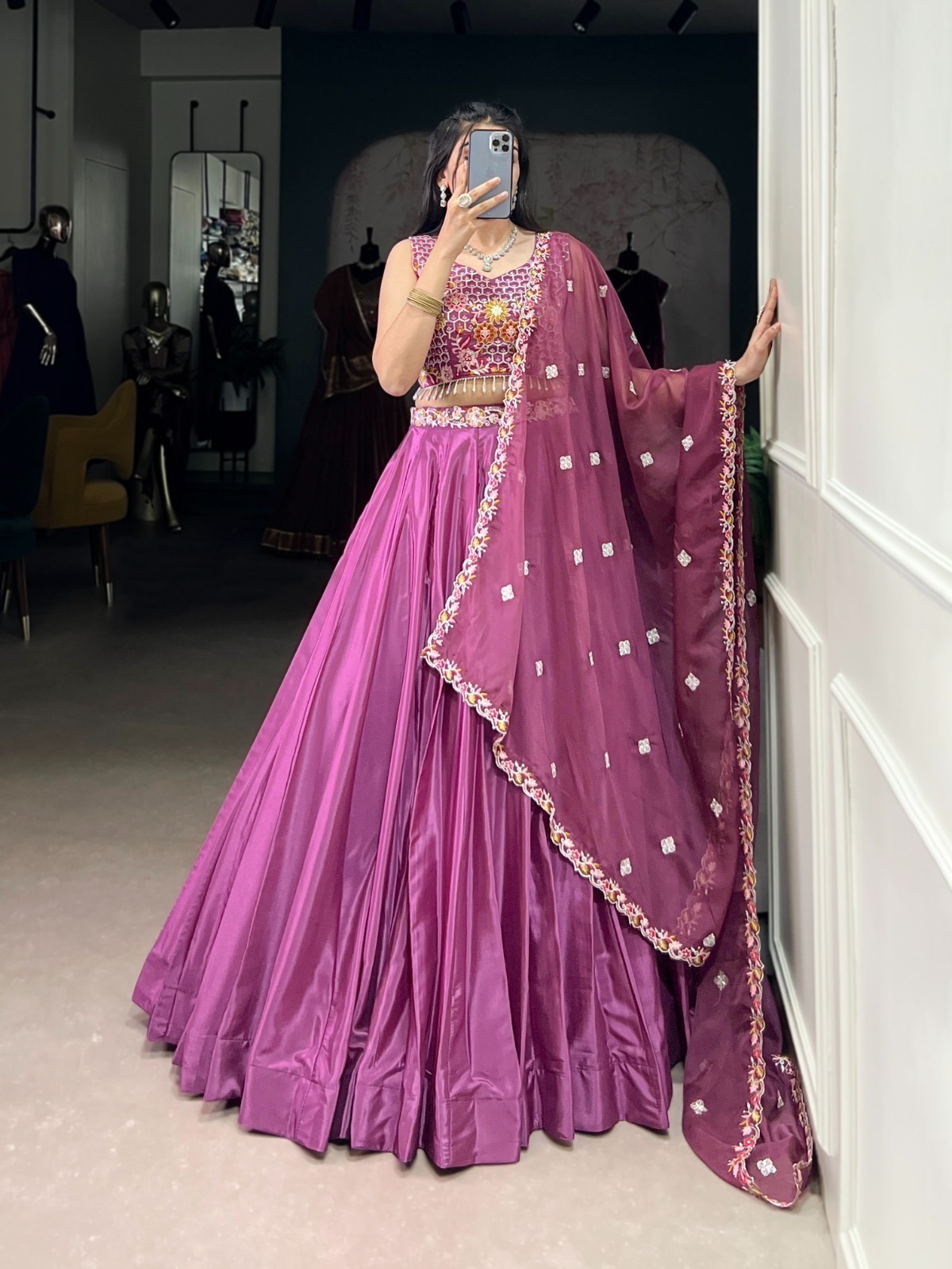 Lehenga Choli Silk Crepe - Image 3