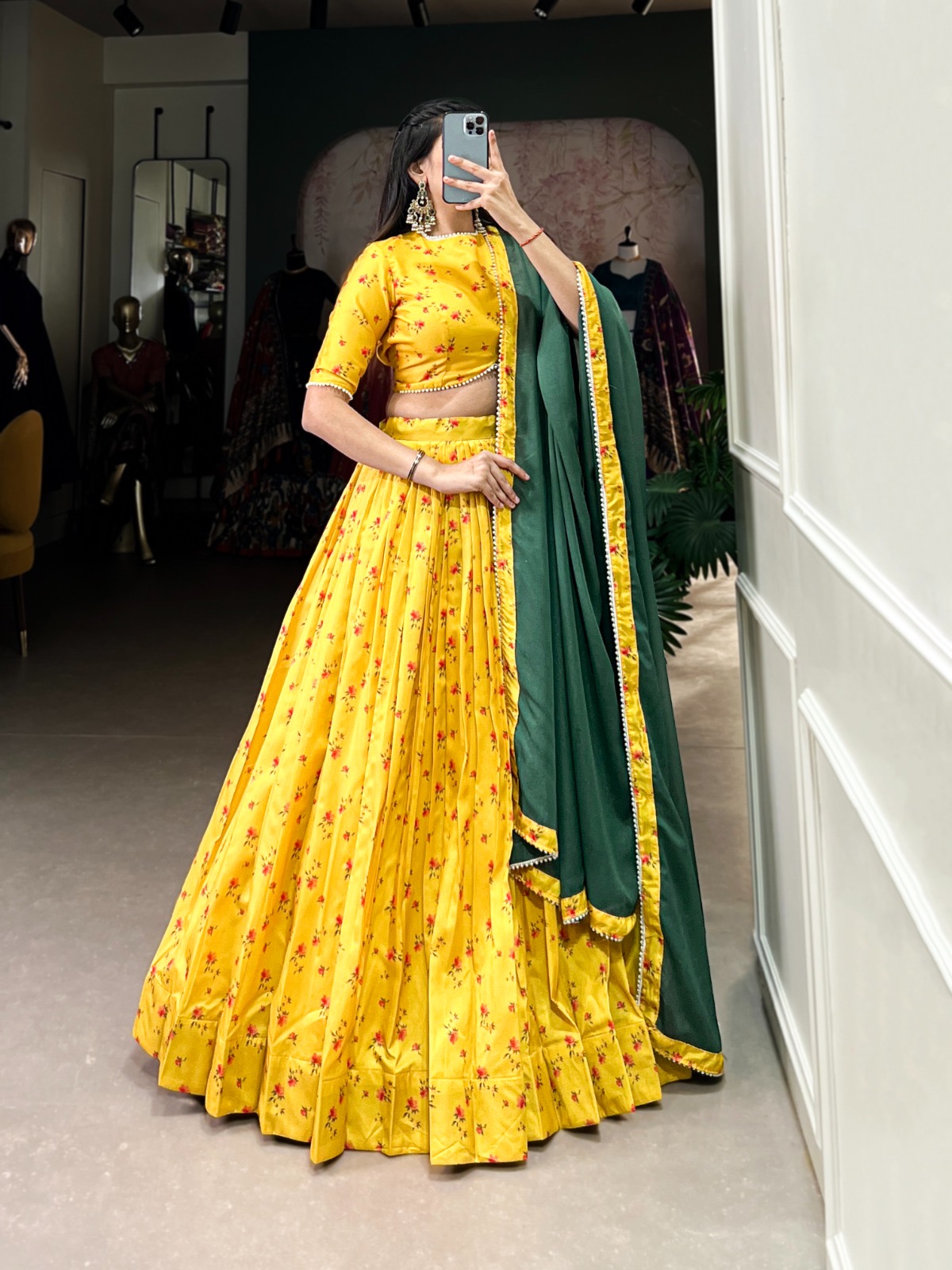 Lahenga Choli set - Image 4