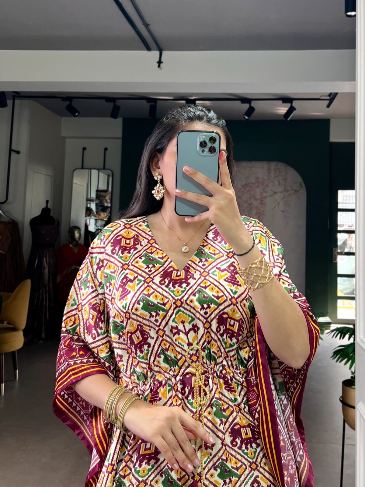 Kaftan Pure Gaji Silk Fabric - Image 2
