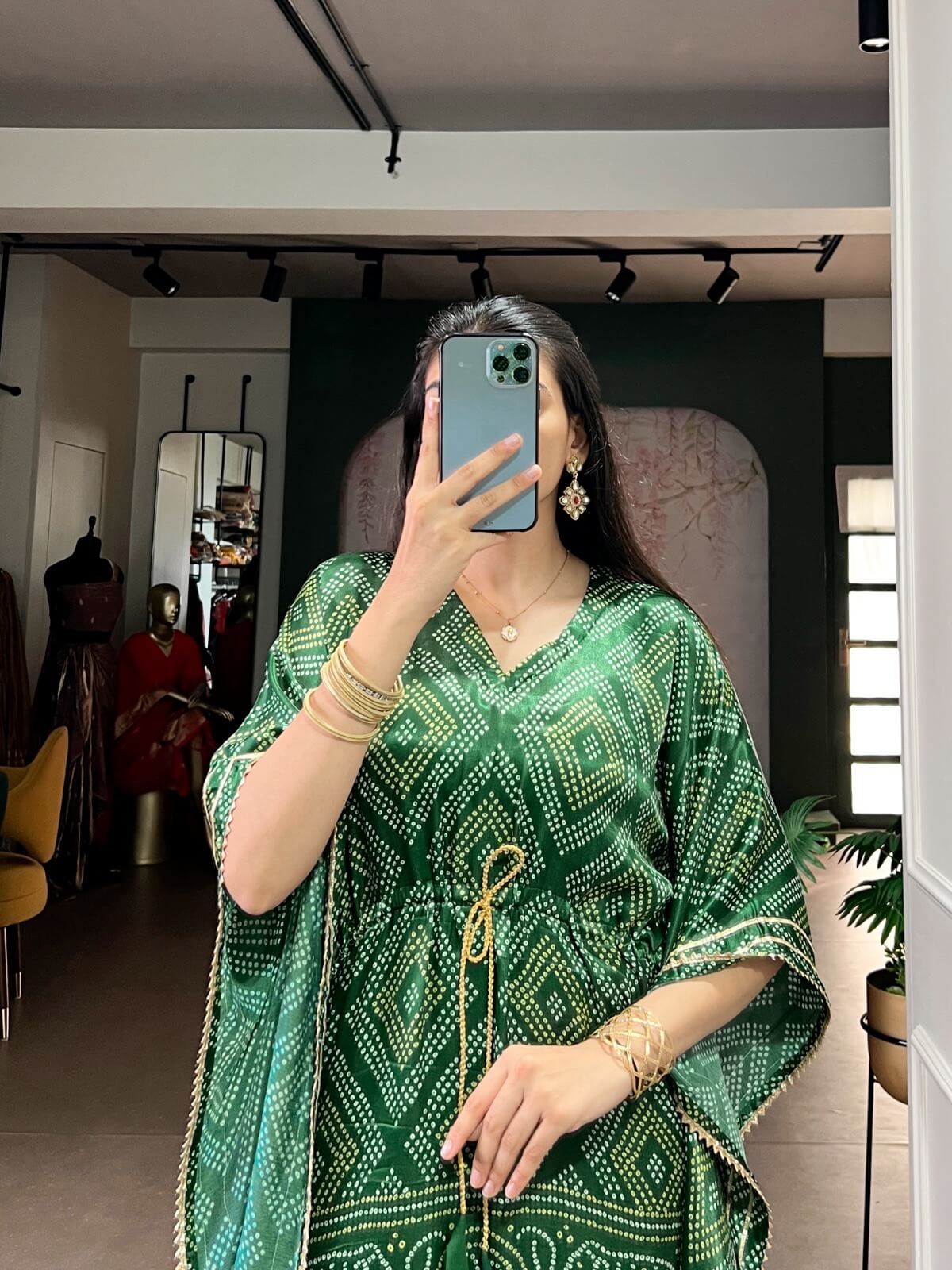 Kaftan Pure Gaji Silk Fabric - Image 3